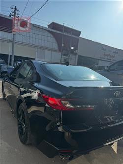 تۆیۆتا کامری